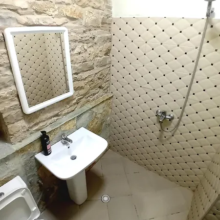 Hotel Celo Gjirokastër