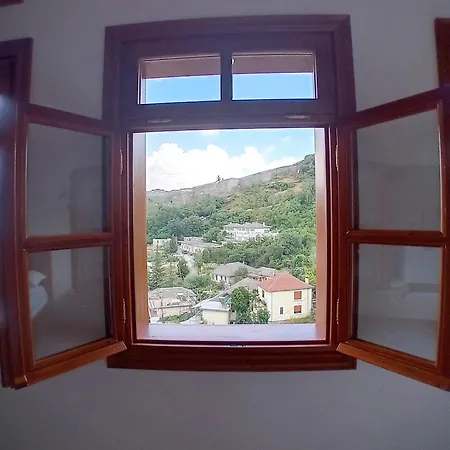 Celo 3* Gjirokastër