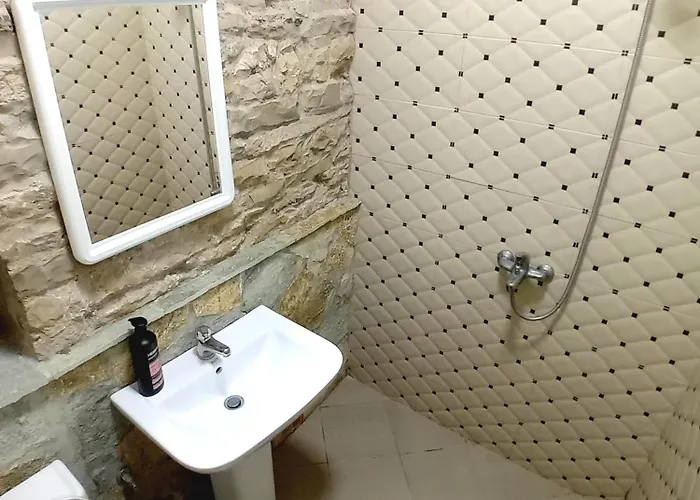 Otel Celo Gjirokastër