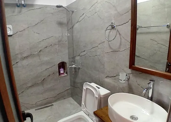 Celo Otel Gjirokastër