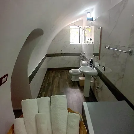Celo Otel 3*